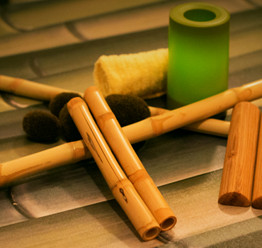 Massage aux bambous